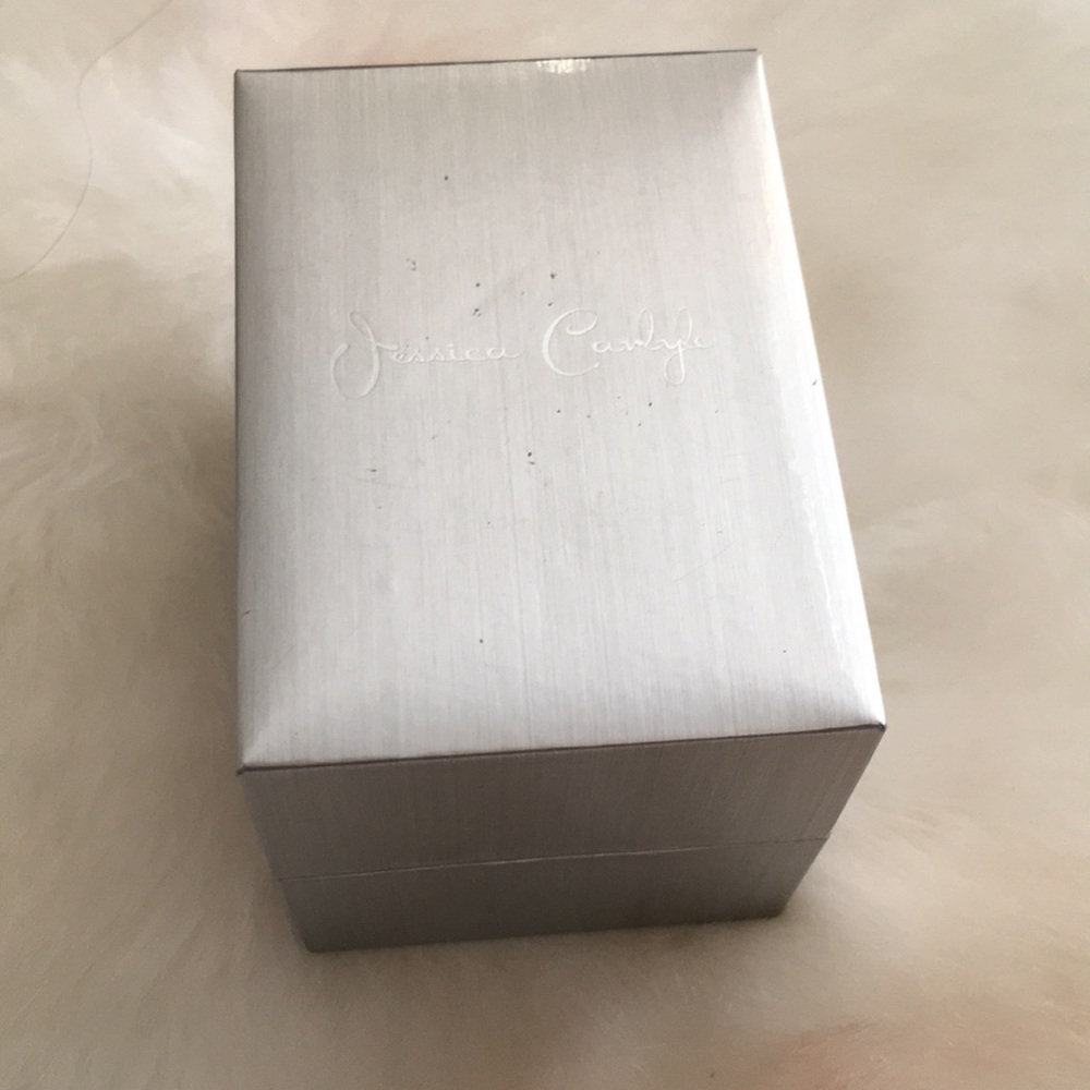 ♥️ NIB watch - Picture 3 of 4